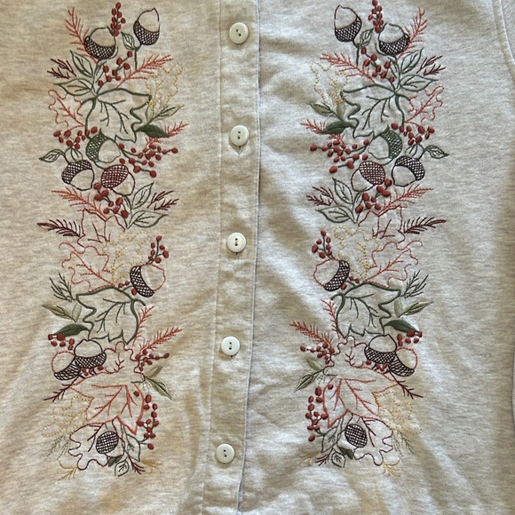 Elegant vintage fall Embroidered Button-Up sweatshirt, material Cardigan - Picture 2 of 4